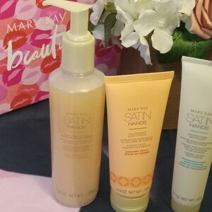 Mary Kay Cream and White Hand & Foot Care Collection